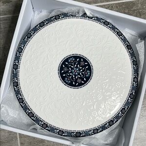 Vintage St. James Hankook Bone China Elegant Serving Dishes. Perfect for